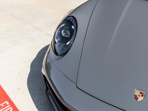 Certified 2025 Porsche 911 Carrera RWD image 22
