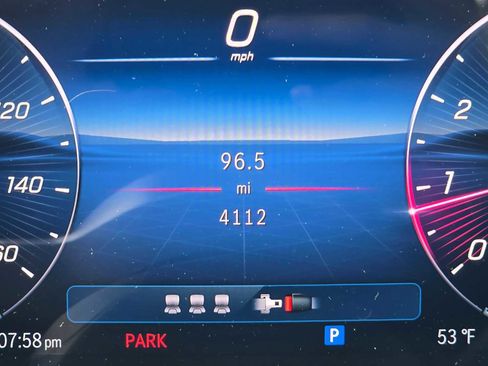 Used 2025 Mercedes-Benz C 300 C 300 image 26