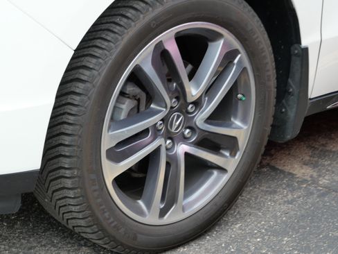 Used 2018 Acura MDX SH-AWD w/ Advance Package image 5