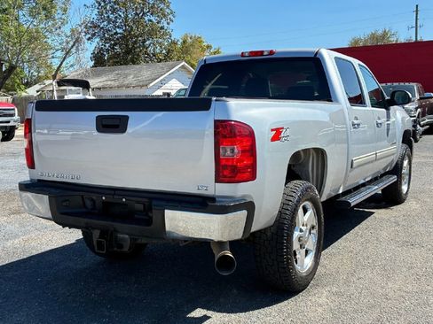 Used 2011 Chevrolet Silverado 2500 LTZ w/ Suspension Package, Off-Road image 5