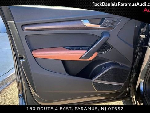 Used 2022 Audi Q5 2.0T Premium Plus w/ Premium Plus Package image 16