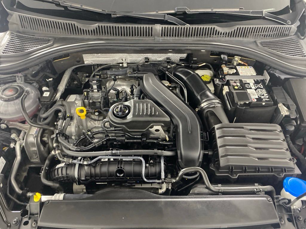 Used 2024 Volkswagen Jetta SE FWD image 33