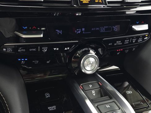 Used 2023 Acura MDX SH-AWD w/ Advance Package image 31
