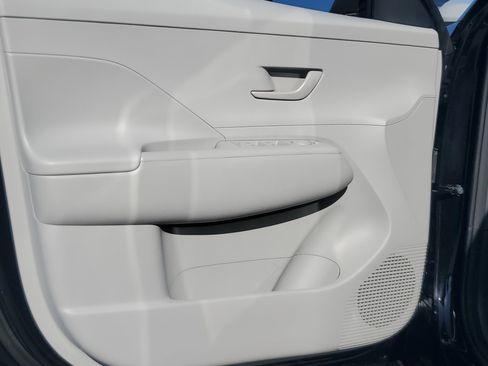 Used 2024 Hyundai Kona SEL image 26