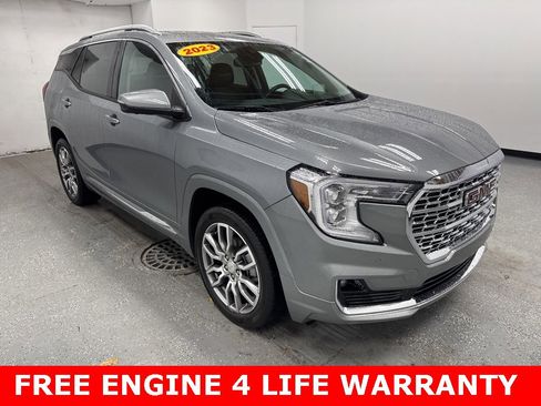 Used 2023 GMC Terrain Denali w/ Denali Premium Package image 2
