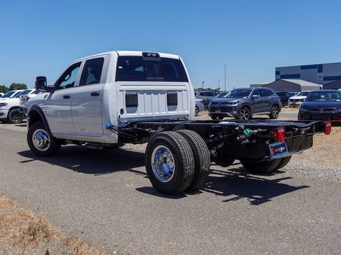 New 2026 RAM 3500 Tradesman AWD/4WD image 7