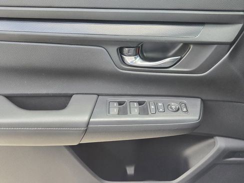 Certified 2025 Honda CR-V LX image 25