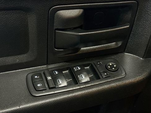 Used 2017 RAM 1500 Express image 18