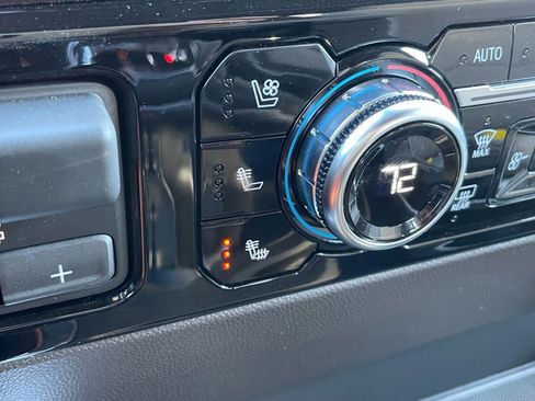 Used 2026 GMC Sierra 1500 SLT w/ SLT Premium Plus Package image 10