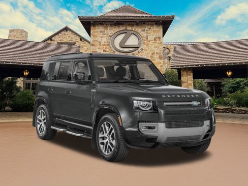 Used 2024 Land Rover Defender 110 X-Dynamic SE image 6