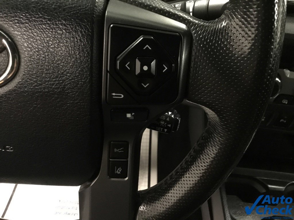 Used 2018 Toyota Tacoma TRD Off-Road w/ Technology Package AWD/4WD image 58