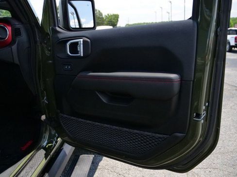 Used 2021 Jeep Wrangler Rubicon AWD/4WD image 46