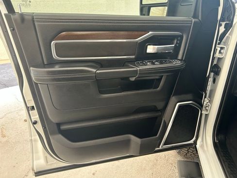 Used 2023 RAM 2500 Laramie image 24