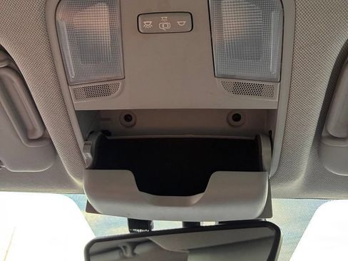 Used 2020 Hyundai Elantra Limited FWD image 43