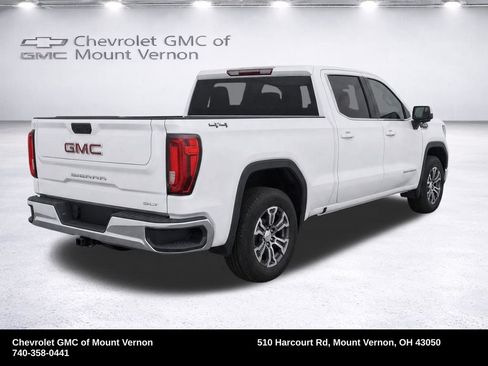 Used 2026 GMC Sierra 1500 SLT AWD/4WD image 4