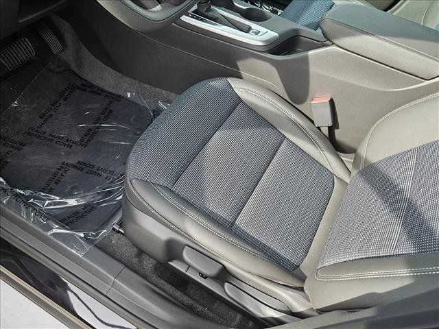 New 2026 Buick Envista Preferred w/ Advanced Safety Package FWD image 4