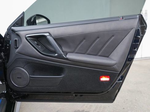 Used 2021 Nissan GT-R Premium image 60