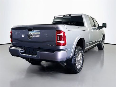 Used 2024 RAM 2500 Limited image 8