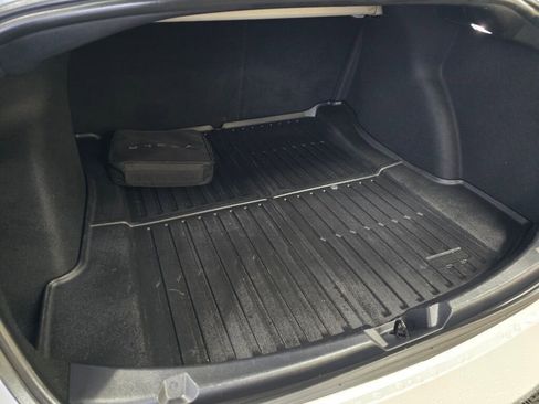Used 2020 Tesla Model 3 Long Range image 15