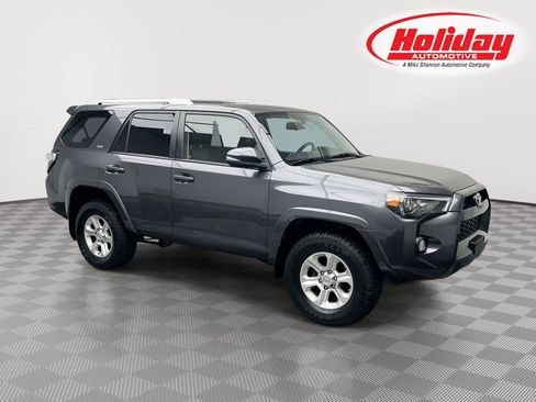 Used 2018 Toyota 4Runner SR5 Premium AWD/4WD image 1
