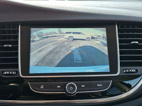 Used 2021 Buick Encore Preferred image 18