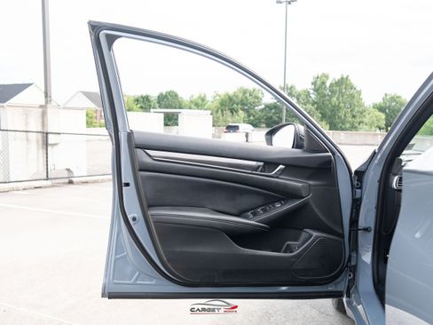Used 2021 Honda Accord Sport image 39