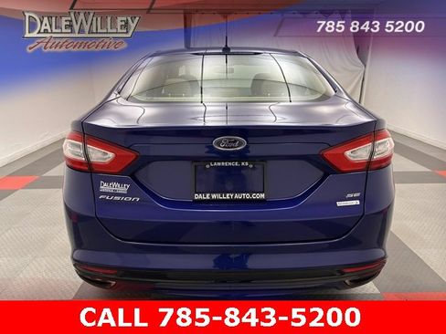 Used 2014 Ford Fusion SE w/ Equipment Group 202A image 5