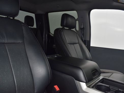 Certified 2020 Ford F350 Lariat w/ Lariat Value Package image 27