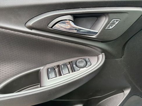 Used 2018 Chevrolet Malibu LS FWD image 28