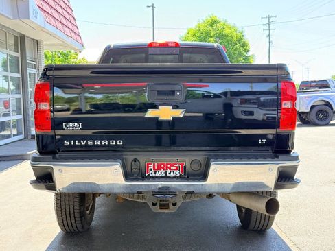 Used 2019 Chevrolet Silverado 2500 LT w/ LT Convenience Package image 3