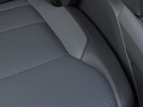 Used 2023 Ford F150 Lightning Lariat image 28