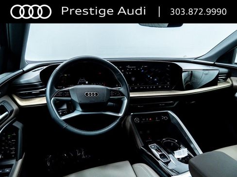 Used 2025 Audi Q5 Premium Plus w/ Premium Plus AWD/4WD image 14