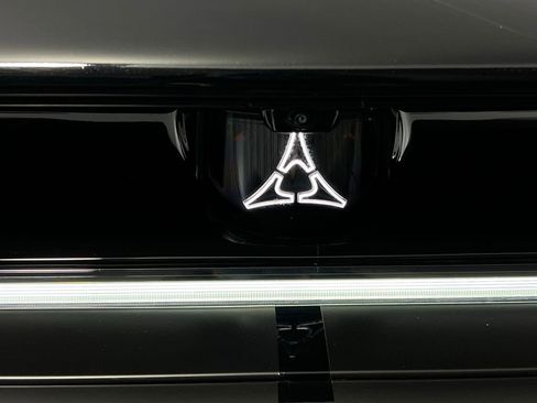 Used 2024 Dodge Charger R/T Scat Pack w/ Plus Group image 13