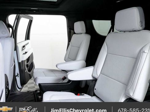 New 2026 Chevrolet Suburban Premier w/ Sun And Tow Package image 22
