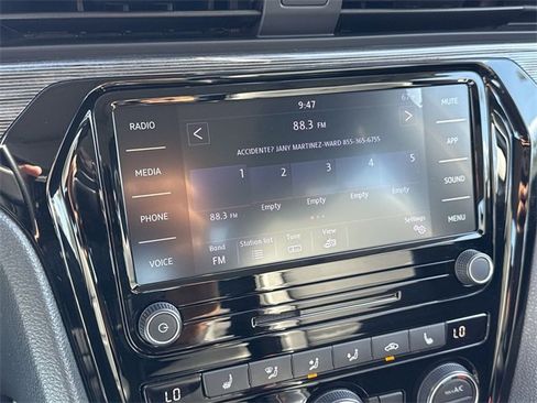 Used 2020 Volkswagen Passat 2.0T R-Line image 16