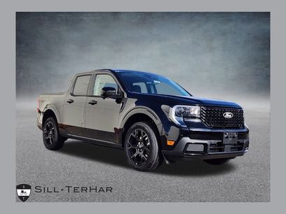 New 2025 Ford Maverick Lariat w/ Black Appearance Package