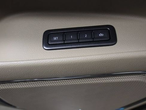 Used 2019 Chevrolet Tahoe Premier w/ RST 6.2L Performance Edition AWD/4WD image 23