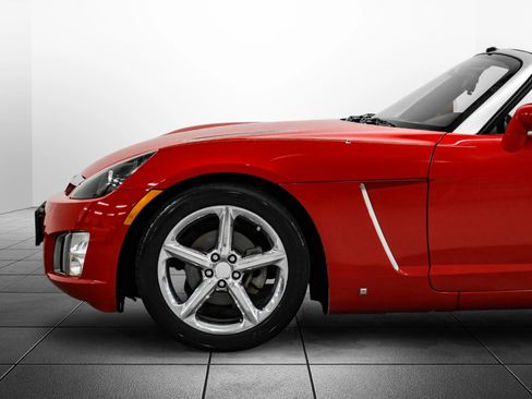 Used 2009 Saturn Sky Red Line RWD image 19