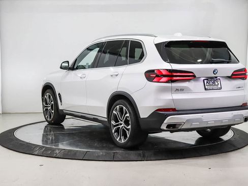 Used 2025 BMW X5 sDrive40i w/ Premium Package RWD image 2