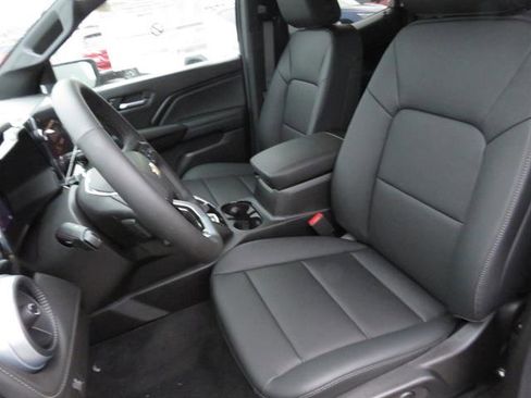 New 2026 Chevrolet Colorado LT w/ LT Convenience Package image 17