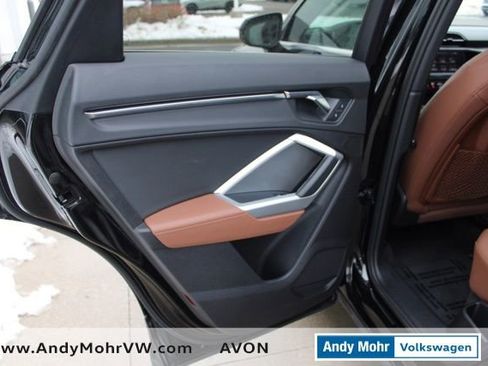 Used 2020 Audi Q3 2.0T Premium w/ Convenience Package image 29