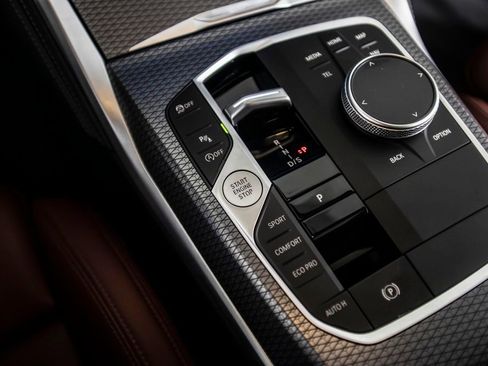 Used 2025 BMW 230i 230i w/ M Sport Package image 36