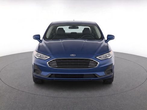 Used 2019 Ford Fusion SE AWD/4WD image 5