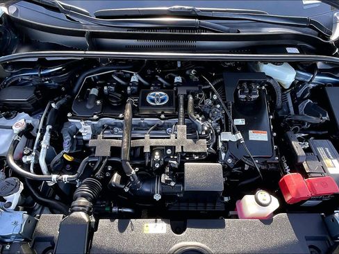 Used 2021 Toyota Corolla LE image 12