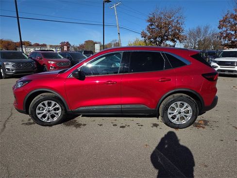 Certified 2023 Ford Escape Active image 8