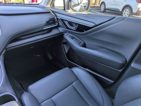 Used 2023 Subaru Outback Limited image 20