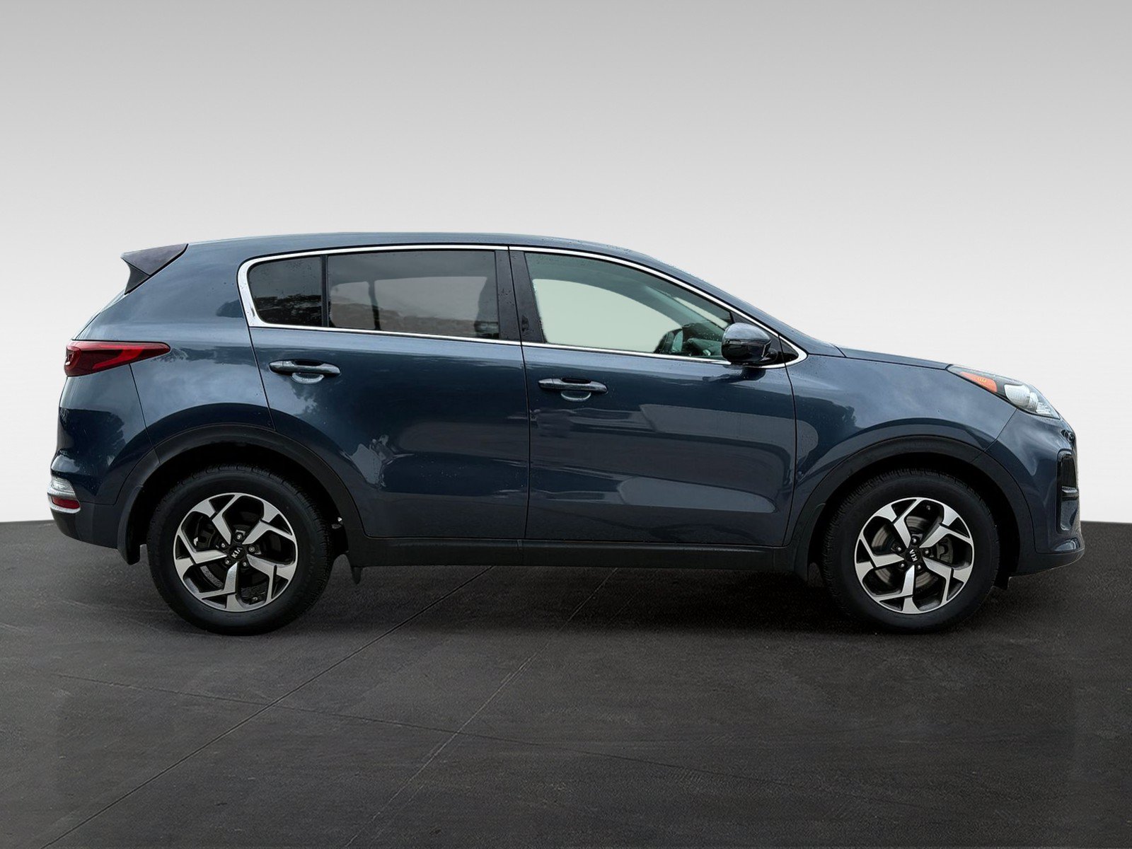 Used 2021 Kia Sportage LX w/ LX Fwd Popular Package image 4
