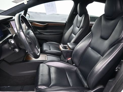 Used 2020 Tesla Model X Long Range image 26