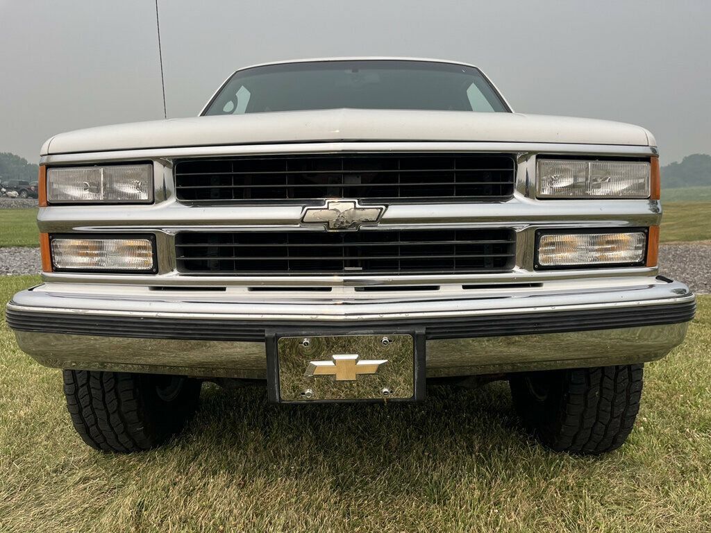 Used 1996 Chevrolet Tahoe 4WD 2-Door image 8