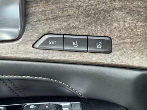 Used 2022 Kia Sorento SX Prestige AWD/4WD image 17